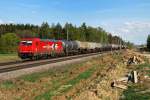 185 603 der HGK mit Kesselzug vor Althegnenberg (19.04.2009)