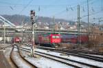 Den  Heizprofi  konnte man am 7.1.2010 im Ulmer Hauptbahnhof wirklich gut brauchen, doch leider stand dieser in Form von 185 586-5 etwas ungnstig abgestellt.