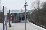 HAMBURG, 15.03.2018, Bahnsteig des U-Bahnhofs Trabrennbahn (Linie U 1)