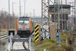 Lok 246 001 der „hvle“ abgestellt in Stralsund auf Gleis 48 (s.