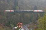 ... Heute fand die Wiederaufnahme des Personenzugverkehrs auf der Rbelandbahn statt. Da man ber keinen Steuerwagen verfgt, fahren die Personenzge in Doppeltraktion mit zwei Lokomotiven der BR 185. O.k. der 1. April ist lngst vorbei! ...