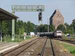 285 001 4 bei der Durchfahrt in Aschersleben am 24.07.2014.