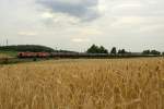 Kesselzug mit Doppeltraktion V100 von HVLE fahrt gerade durch das Vogtland bei Ruppertsgrün/Pöhl in Richtung Hof.