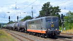 Hectorrail mit  162.005  Name: Herzog (NVR-Nr: 91 80 6 151 133-6 D-HCTOR) und Kesselwagenzug am 27.08.20 Bf.