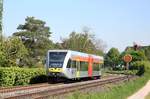 Am 10.05.2017 fährt RB 61517 nach Limburg(Lahn) am Vorsignal des ESig Bahnhof Staffel vorbei.