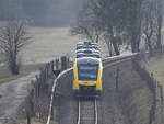 Der Alstom Coradia LINT 41 VT 256 der Hessische Landesbahn auf dem Weg nach Erndtebrück. (Lützel, März 2019)