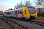 HLB Alstom Lint41 VT624 am 08.02.25 in Butzbach abgestellt von einen Gehweg aus fotografiert