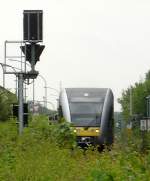 509 104 der HLB als HLB83958 auf er Lahn-Kinzig-Bahn am 17. Mai kurz nach der Durchfahrt des Haltepunktes Erdkauterweg in Richtung Gieen.