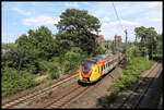 HLB ET 345 ist hier am 28.6.2024 kurz vor der Mainzer Südbrücke auf dem Weg nach Bischofsheim.