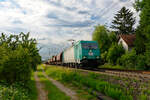 185 634 ATLU/HLG mit einem Düngerzug bei Postbauer-Heng Richtung Regensburg, 28.06.2020