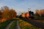 185 600 BeaconRail/HSL und 185 599 BeaconRail/HSL mit einem Hödlmayr Autotransportzug bei Postbauer-Heng Richtung Regensburg, 14.11.2020