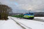 185 642 HSL  Ecorider  mit einem Hödlmayr Autotransportzug bei Pölling Richtung Regensburg, 13.01.2021