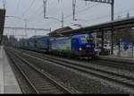 HUPAC - Lok 193 496 mit Güterzug bei der durchfahrt im Bahnhof Sissach am 26.02.2021