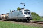 ES 64U2-101 HUPAC am 12.05.2009 bei Woltorf