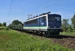 IntEgro 155 045-9 (NVR: 91 80 6155 238-9 D-PRESS) am 01.06.2017 mit unbeladenen Autotransportwagen bei Ahlten (HALT) Ri Osten unterwegs...