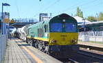 ITL - Eisenbahngesellschaft mbH, Dresden [D] mit  PB 04  [NVR:  92 80 1266 063-7 D-ITL ] und einem Schüttgutwagenzug mit Kies Richtung Industrieübergabe Berlin Nordost am 06.08.20 Bf.