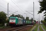 186 242-4 zieht am Morgen des 02.08.'11 einen Containerzug durch Dresden-Stetzsch