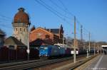 185 522-0 Alpha Trains fr ITL Eisenbahn GmbH mit einem Containerzug in Rathenow in Richtung Stendal unterwegs.