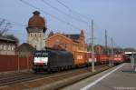 ES 64 F4 - 212 (189 212-4) MRCE Dispolok GmbH fr ITL Eisenbahn GmbH mit einem Containerzug in Rathenow in Richtung Stendal unterwegs.