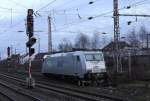 Am 10.02.2014 stand die 185562 der ITL und BLG Logistic auf dem Abstellgleis im  unteren Teil des Hauptbahnhof Osnabrück.