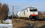 Mit dem Sodazug aus Stassfurt erreicht 285 109 am 29.01.17 in Kürze sein Ziel Bitterfeld, hier rollt der Zug durch Greppin.