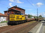 Auf Grund das die Strecke Stralsund-Rostock eingleisig ist,konnte ich,am 04.September 2020,in Ribnitz Damgarten Ost die wartene KGT 203 728 fotografieren.