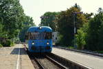 301 011-7 steht in Klostermansfeld und wartet auf die ersten Fahrgäste des Tages auf den Weg nach Wippra.