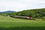 KSW Vossloh G1000 BB (ex HFM D2) 271 027-5 und 01 118 am Ende am 11.06.19 bei Königstein im Wald beim Dampf in den Taunus