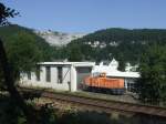 Lok 33 der Kreisbahn Siegen-Wittgenstein steht vorm Lokschuppen in Herdorf am 02.07.2008.