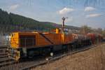 Die Kreisbahn Siegen-Wittgenstein (KSW) mit der northrail - Mietlok eine MaK G 1206 am 25.03.2011 in Herdorf.