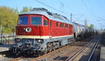 LEG 132 004-3 (92 80 0232 204-0 D-LEG) mit Kesselwagenzug  am 17.04.19 Bf.