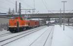 LOCON 216 mit einem Containerzug am 29.12.2010 in HH-Harburg