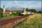 ES64U2-041 fhrt im Juni 2005 mt einem Gterzug des Kombinierten Landungsverkehrs vom Brenner nach Mnchen.