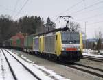 ES 64 F-017 und ES 64 F-007 am 13.03.2010 in Aling mit dem Hangartner   Viele Gre noch an die freundliche Lokfhrerin und die anderen am Fhrerstand 