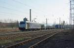 Ein ganz ein seltener Gast in unseren Breiten war am 02.03.2011 die 185 663-2 mit Containerzug DGS 94800 in Fahrtrichtung Norden.