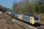 189 905 + 189 914 mit KLV-Zug am 09.04.2011 bei Ostermnchen