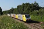 189 904 + 907 mit dem Ekol KLV Zug am 12.07.2011 bei Grokarolinenfeld.