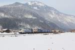 185 661 mit einem KLV Zug am 04.02.2012 bei Niederaudorf im Inntal.