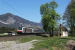 186 281 und 186 285 mit einem Walter KLV Zug am 28.04.2012 bei Brixlegg.