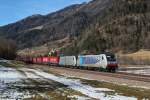 186 287 und 186 288 mit dem Winner KLV Zug am 02.03.2013 bei Mauls an der Brenner Sdrampe.