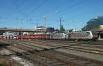 186 284 und 186 285 von Lokomotion stehen am 02.August 2013 mit einem Schrottzug in Kufstein.