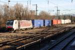 Lokomotion / Railpool mit der 186 285 und dem EKOL von Triest nach Köln in Rosenheim am 16.12.2013