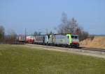 Re 486 510 + 186 284 mit einem KLV am 08.03.2014 bei Ostermünchen.