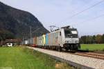 186 143 + 486 510 (beide im Einsatz für Lokomotion) mit Klv Zug am 12.10.2014 bei Niederaudorf.