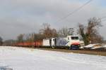 186 441 + 443 mit Schrottzug am 12.02.2015 bei Happing.