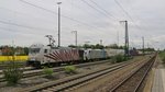 Diese Doppeltraktion aus 185 666-5 und 186 290-3 mit einem KLV-Zug konnte ich am 04.05.2015 in München-Trudering bildlich festhalten.