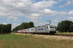 386 026 von  METRANS  mit einem Containerzug am 29.