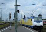 ME 146-14 mit Doppelstockzug verlt am 23.06.2006 Bremen Hbf.