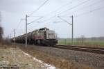 V 19 (277 808-2) mkb - Mindener Kreisbahnen GmbH mit einem Kesselzug  Xylole  bei Nennhausen und fuhr in Richtung Wustermark weiter. 11.01.2013