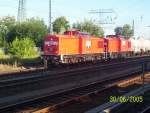 MEG103 & MEG101 am 30.06.2005 mit ihrem Cementzug auf der Fahrt von Berlin Nord/Ost nach Rdersdorf.